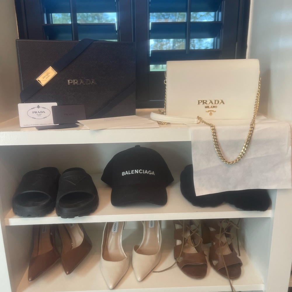 Like New Used twice! Prada Saffiano Leather Mini Bag